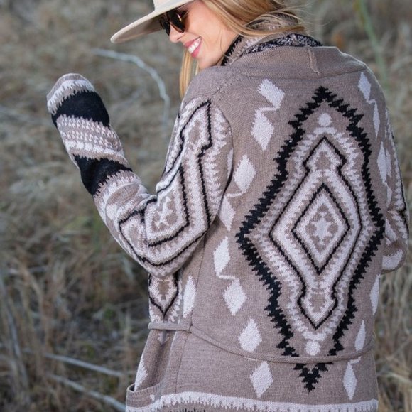New Tribal Boho Western Ski Montana Cardigan Sweater - Picture 2 of 6